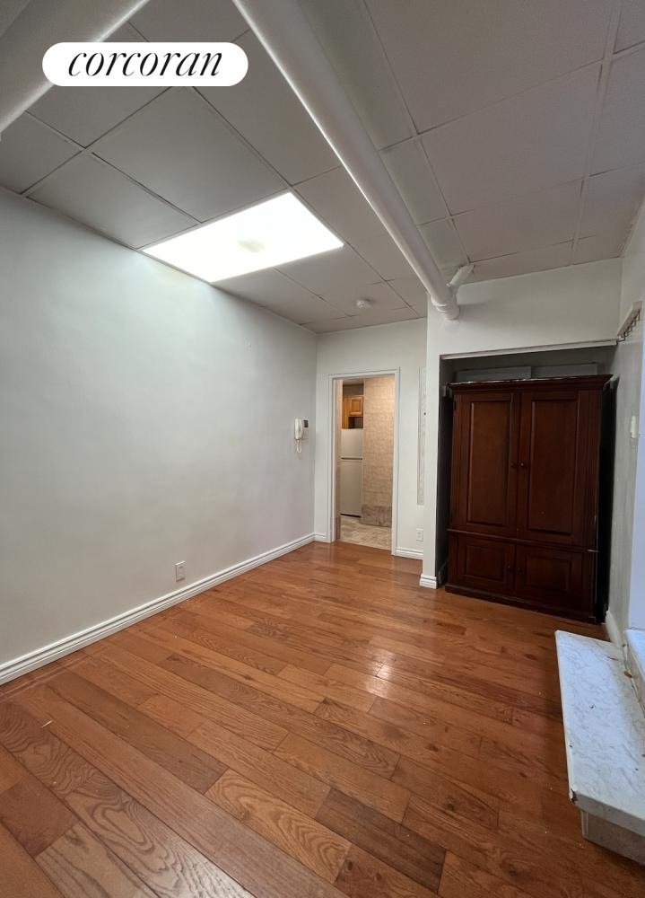 41-42 Elbertson St unit 100, Elmhurst, NY 11373 - photo 1