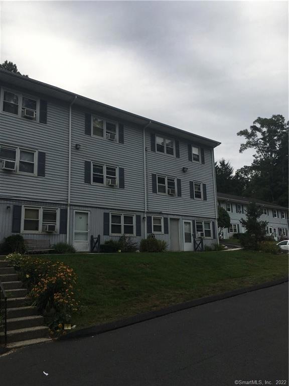 100 Pumpkin Hill Rd unit 23, New Milford, CT 06776 - photo 1