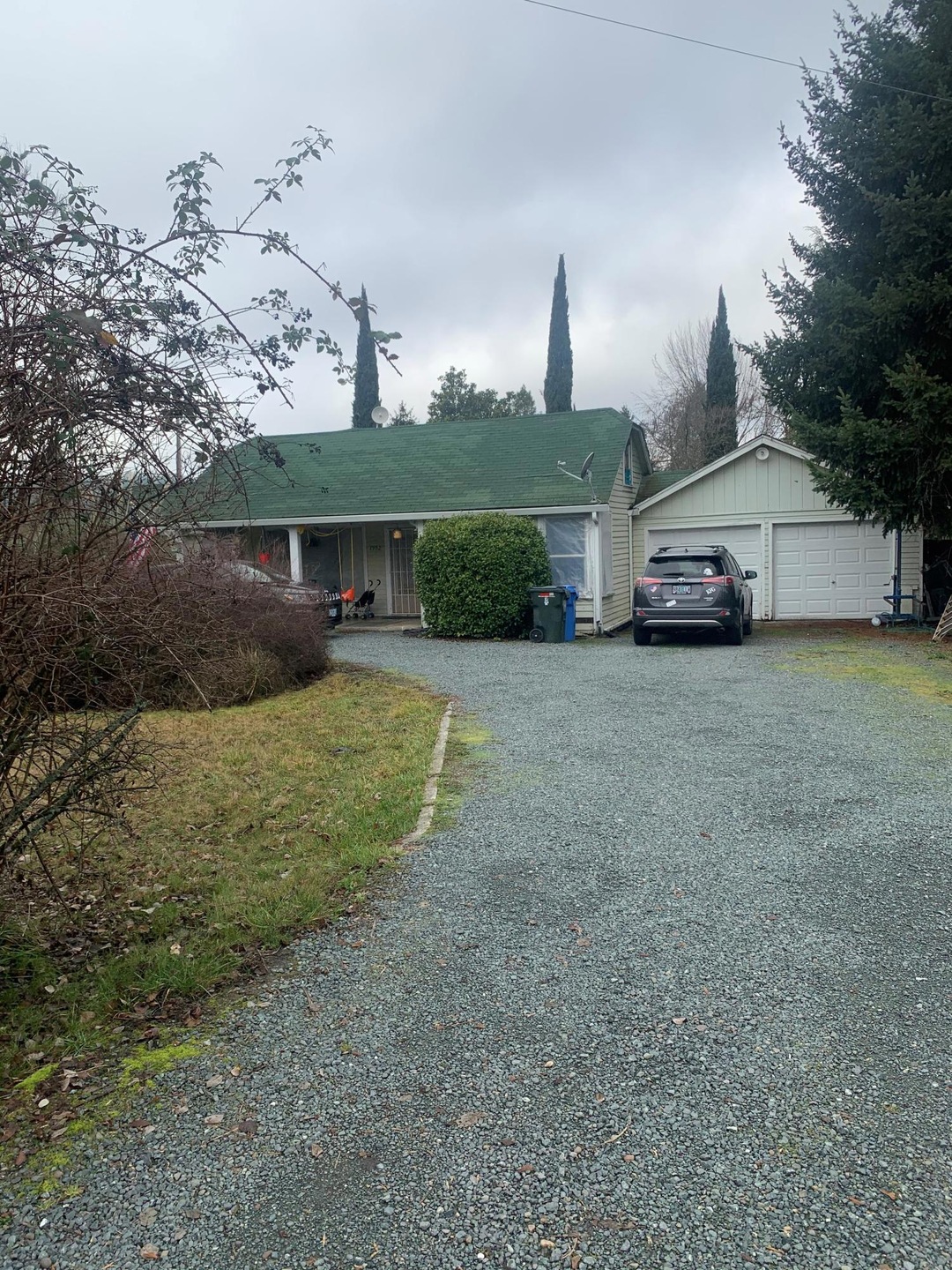 1992 Williams Hwy, Grants Pass, OR 97527 - photo 1