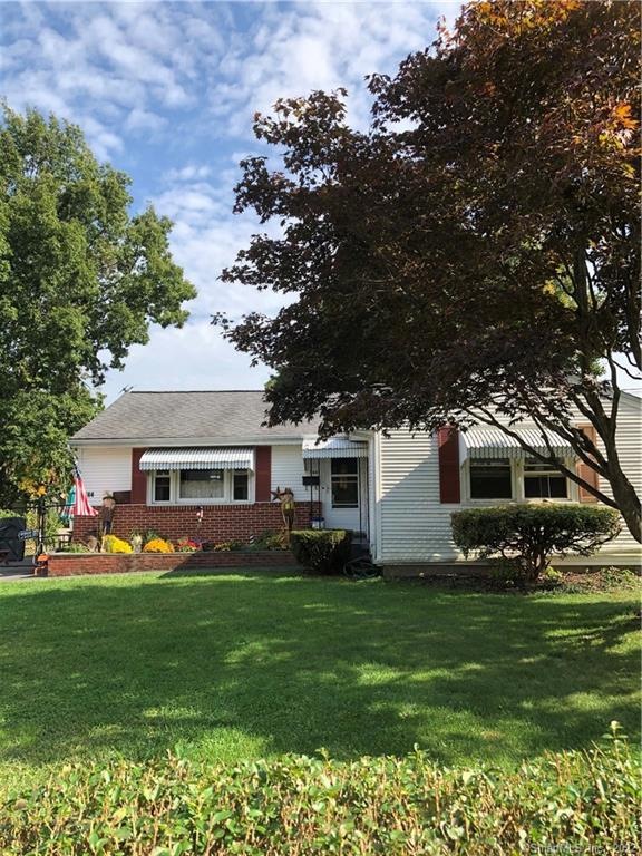 384 Jennings Ave, Bridgeport, CT 06610 - photo 1