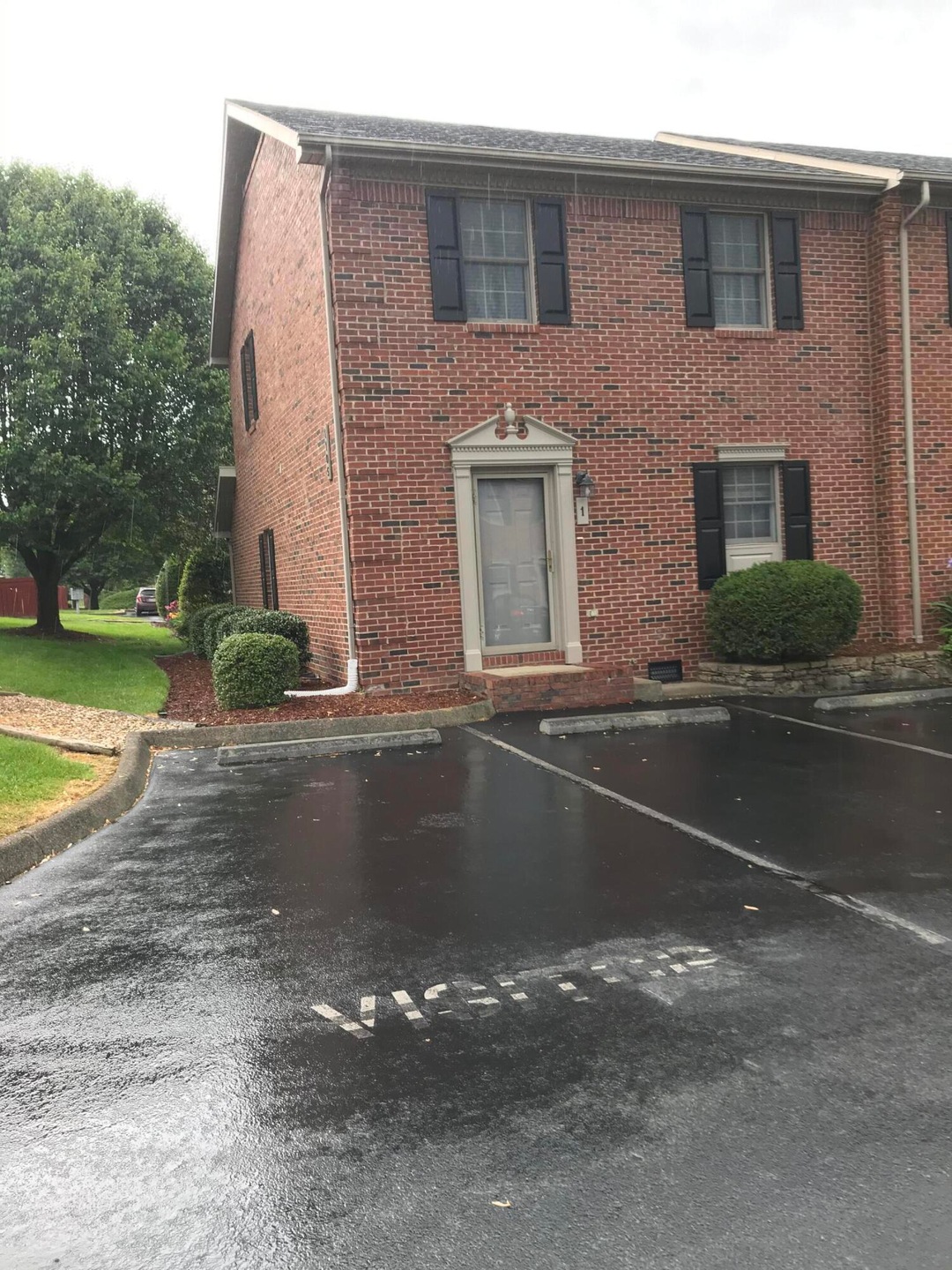 1105 E 8th Ave unit 1, Johnson City, TN 37601 - photo 1