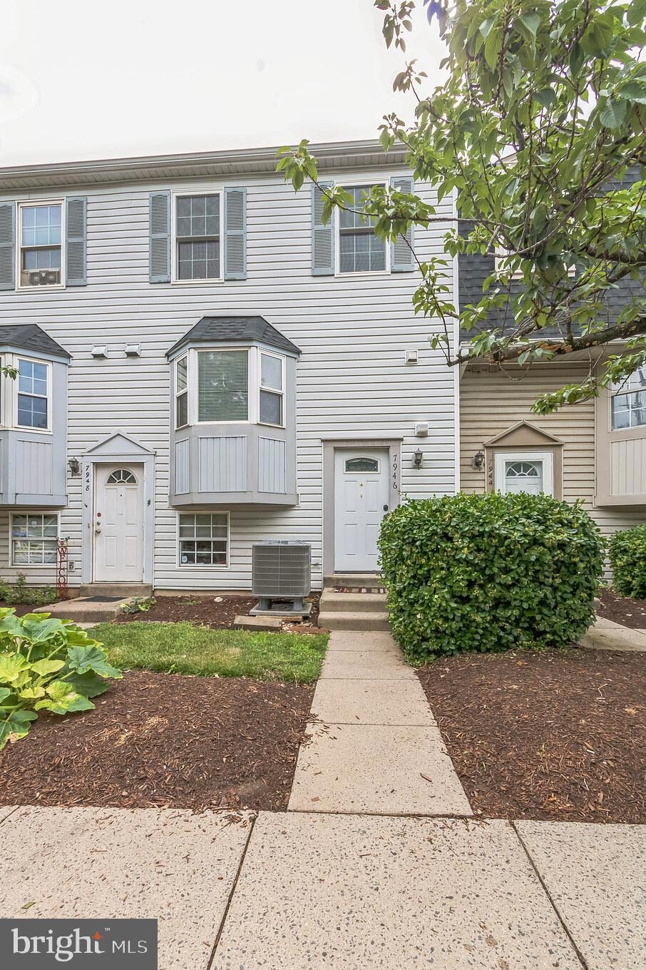 7946 Brighton Way, Manassas, VA 20109 - photo 1