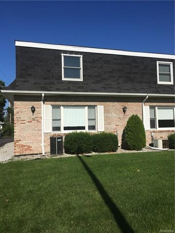 3534 Holland Park Ln, Port Huron, MI 48060 - photo 1