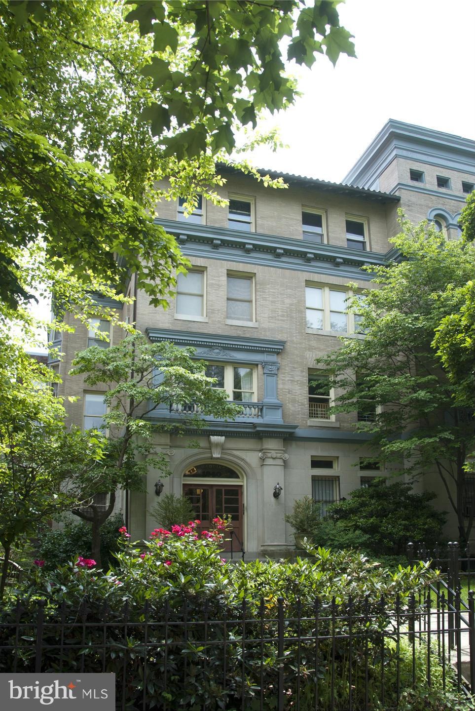 1840 Biltmore St NW unit 24, Washington, DC 20009 - photo 1