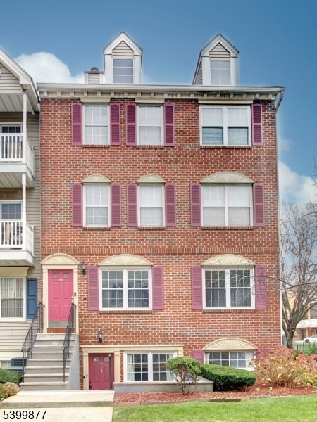 43 Seton Hall Dr, Newark, NJ 07103 - photo 1