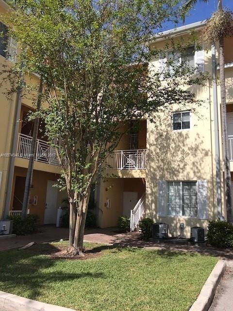 1350 SW 2nd Ct unit 1350, Fort Lauderdale, FL 33312 - photo 1