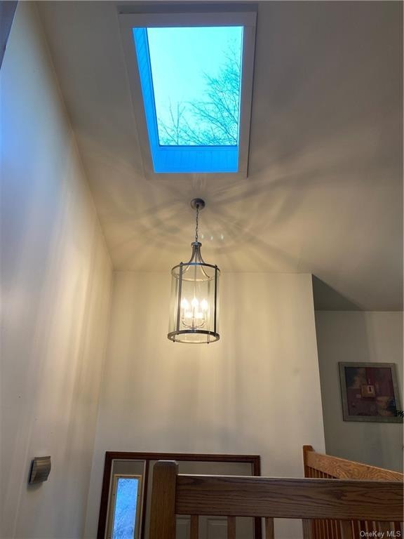 19 Pinewood Ct, Carmel, NY 10512 - photo 1