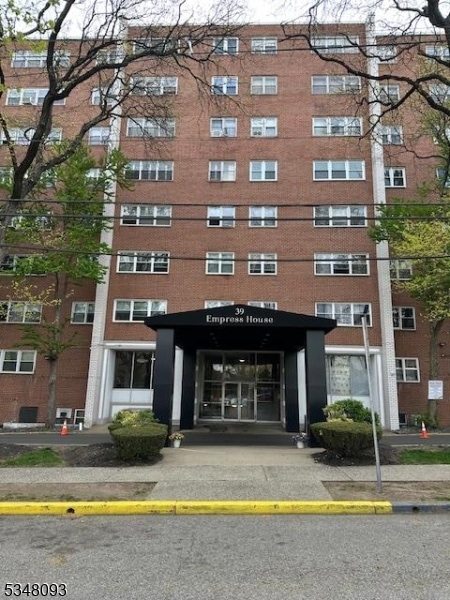 River Plaza unit 1E, Paterson, NJ 07514 - photo 1
