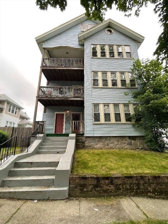 26 Woodford St unit 1, Worcester, MA 01604 - photo 1