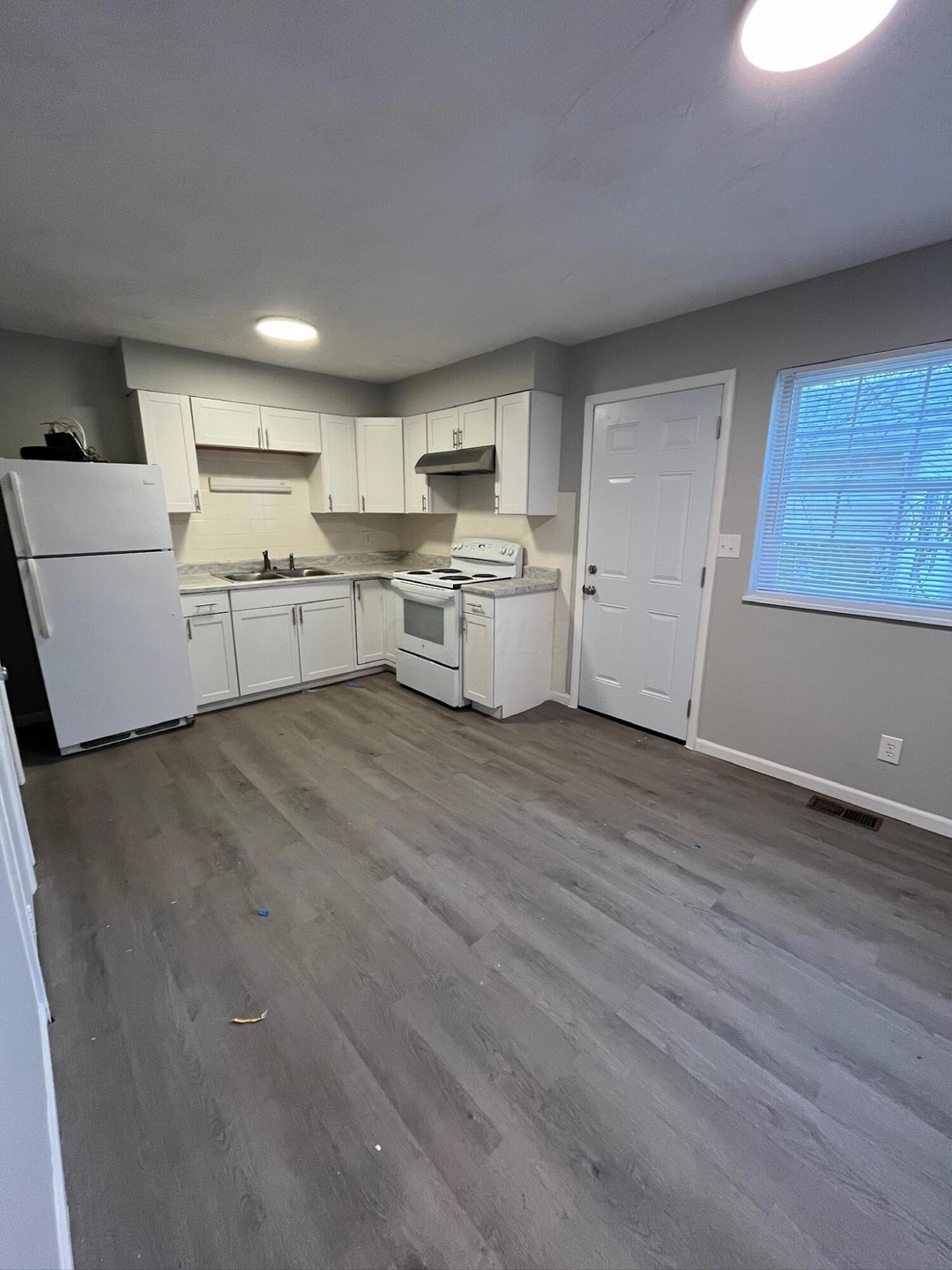 1982 Dunbar Dr unit A, Columbus, OH 43224 - photo 1