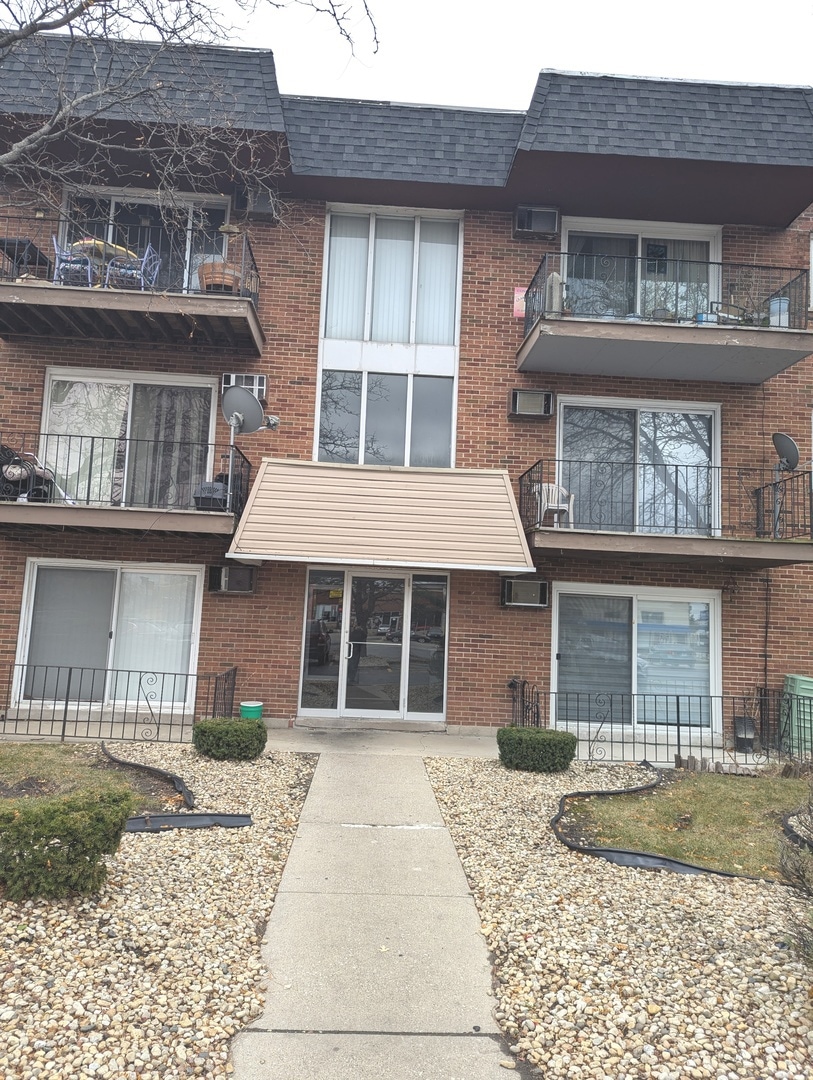 11245 S Harlem Ave unit A12, Worth, IL 60482 - photo 1