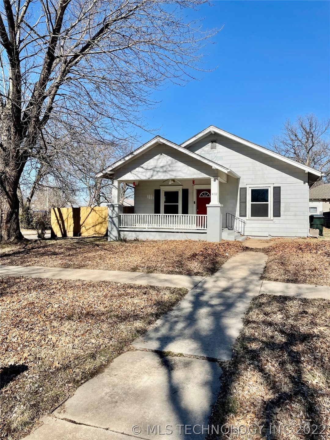 402 E 6th St, Claremore, OK 74017 - photo 1