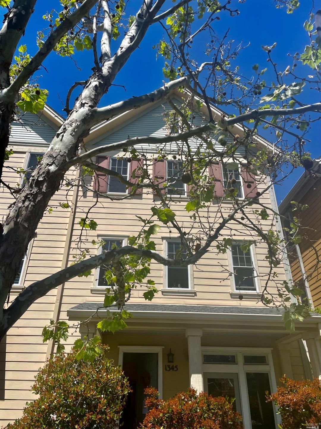 1345 Sycamore Ave Unit 1, Hercules, CA 94547