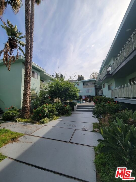 For Rent $2,595/month