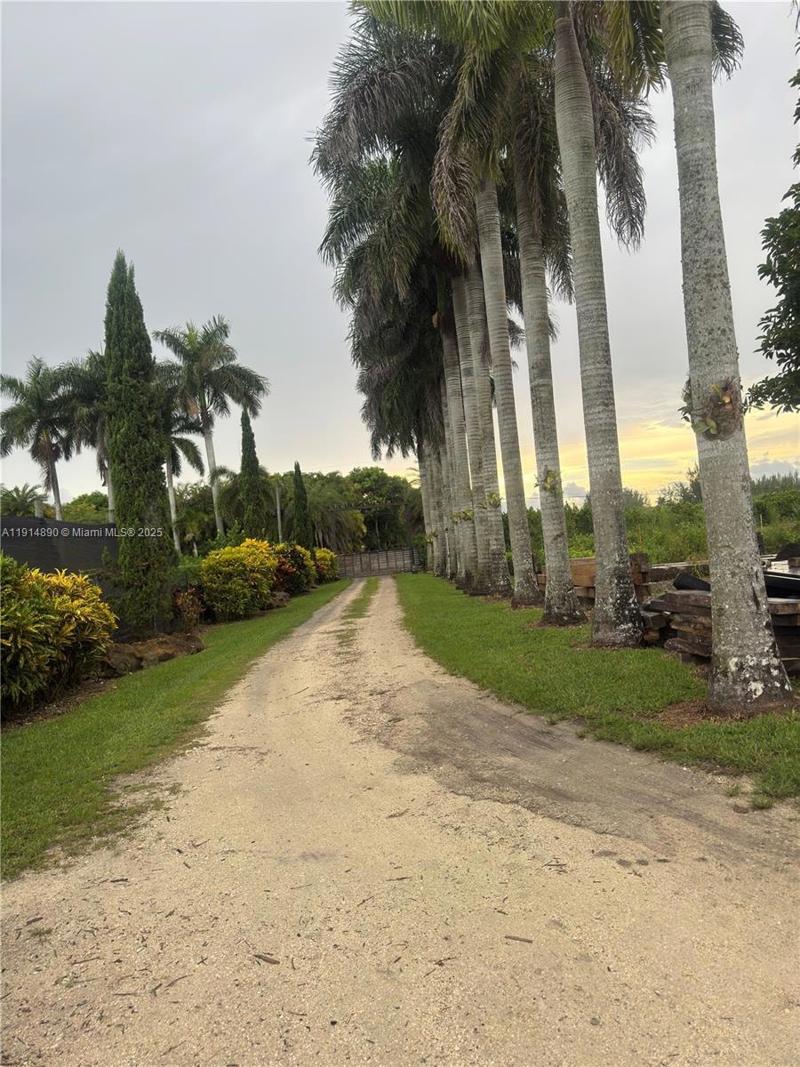 15375 SW 209th Ave, Miami, FL 33187 - photo 1