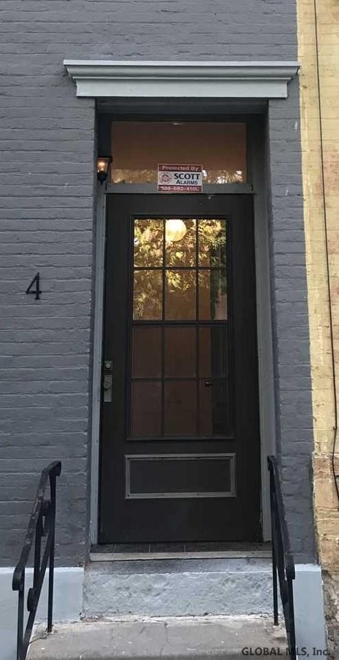 4 Ten Broeck Place, Albany, NY 12210 - photo 1