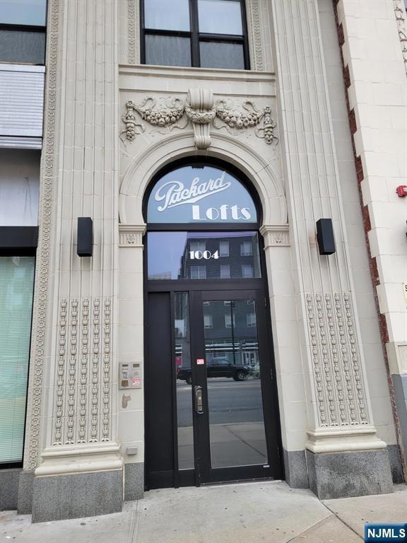 1004 Broad St unit 209, Newark, NJ 07102 - photo 1