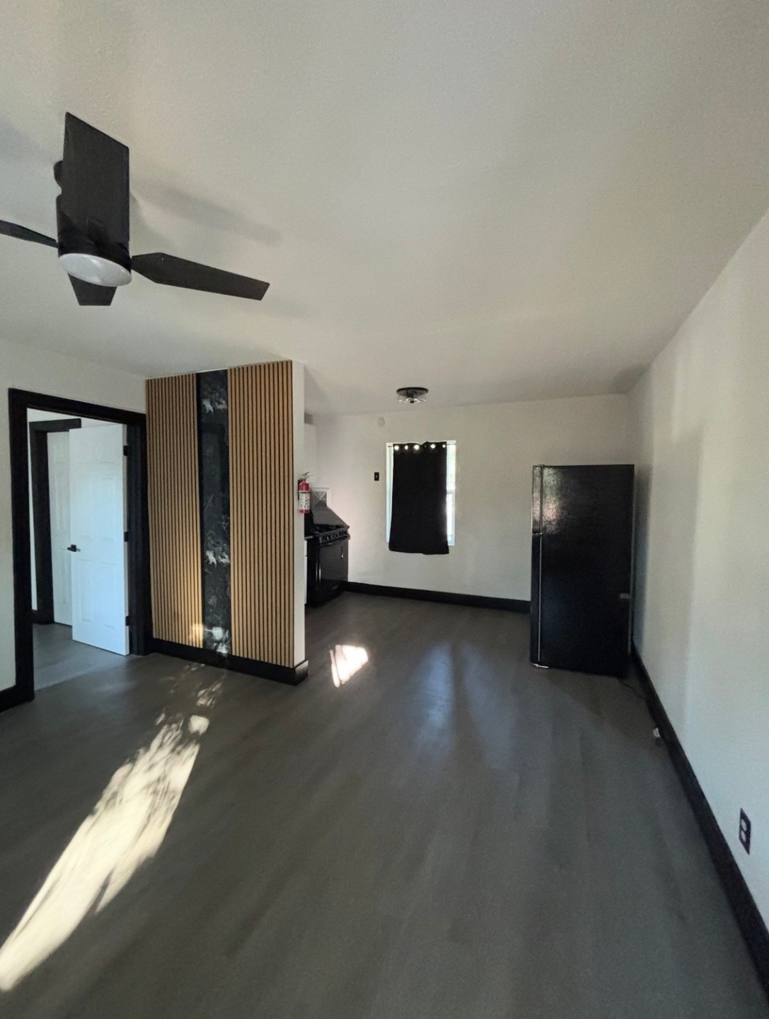 7213 Moline St unit 3, Houston, TX 77087 - photo 1