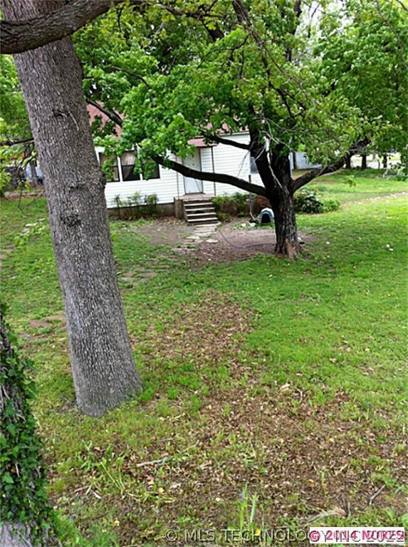 411 S Muskogee Ave, Tahlequah, OK 74464 - photo 1