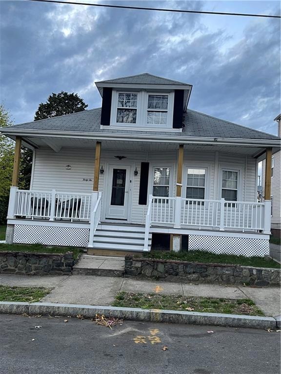 42 Fenwood Ave, Pawtucket, RI 02860 - photo 1