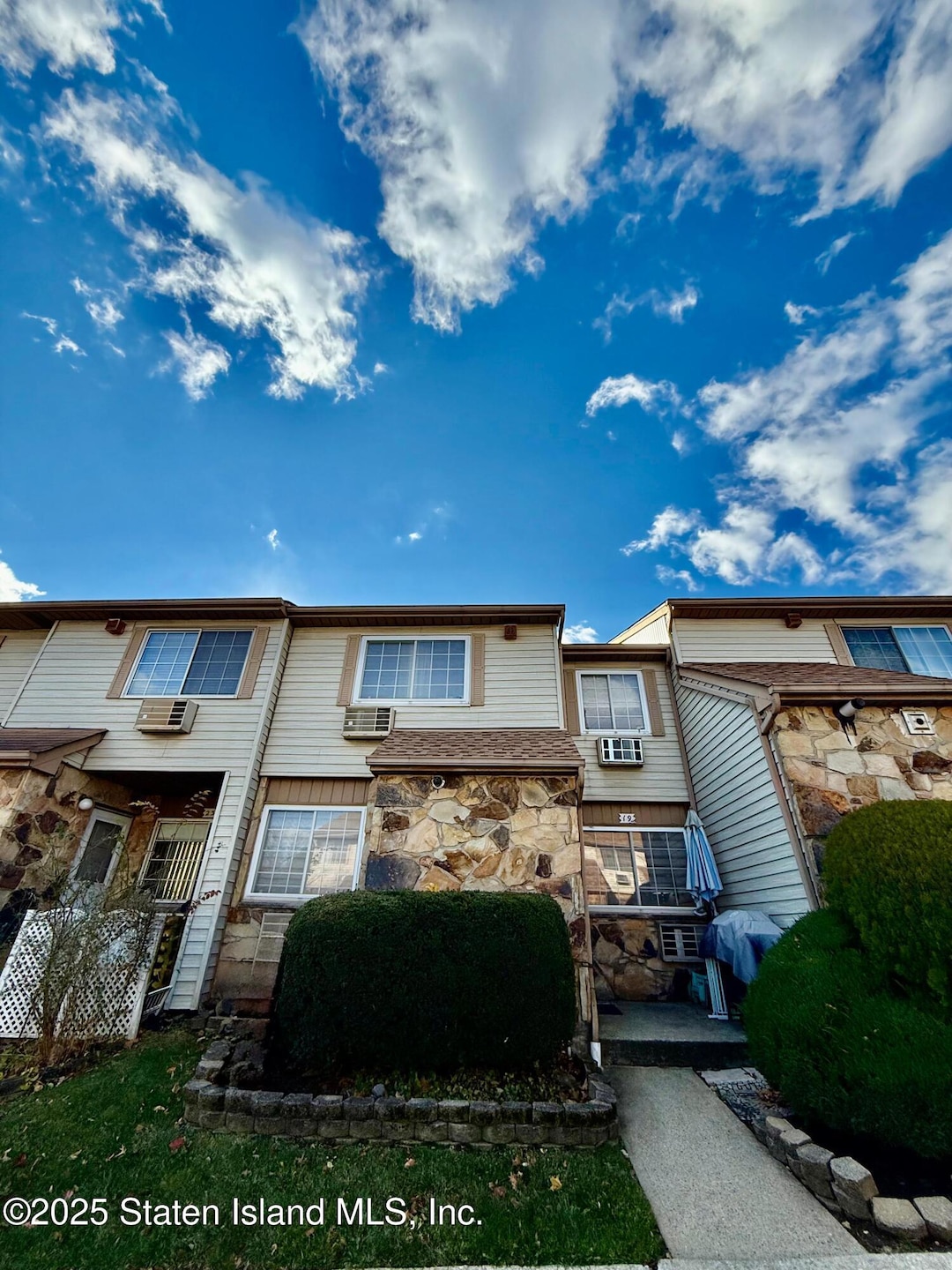 19 Tiger Ct unit 62, Staten Island, NY 10314 - photo 1