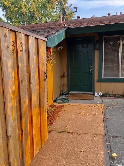 Large Patio private for outdoor living