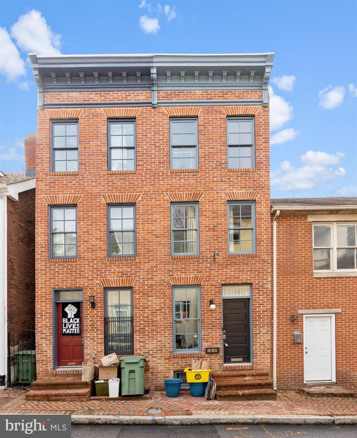 421 George St, Baltimore, MD 21201 - photo 1