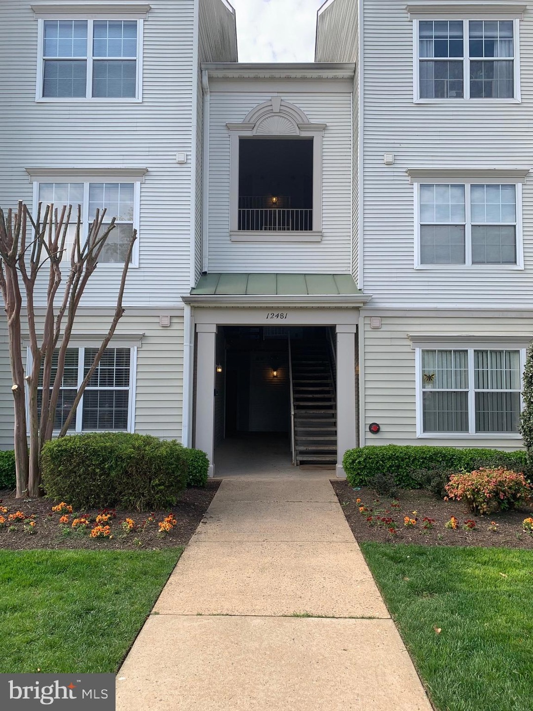 12481 Hayes Ct unit 102, Fairfax, VA 22033 - photo 1