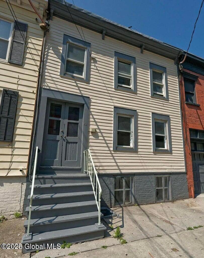42 Spring St unit 2nd Fl, Albany, NY 12210 - photo 1