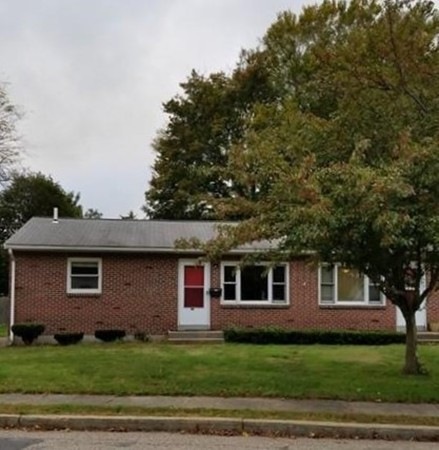 184 Manzella Ct unit 186, Rockland, MA 02370 - photo 1