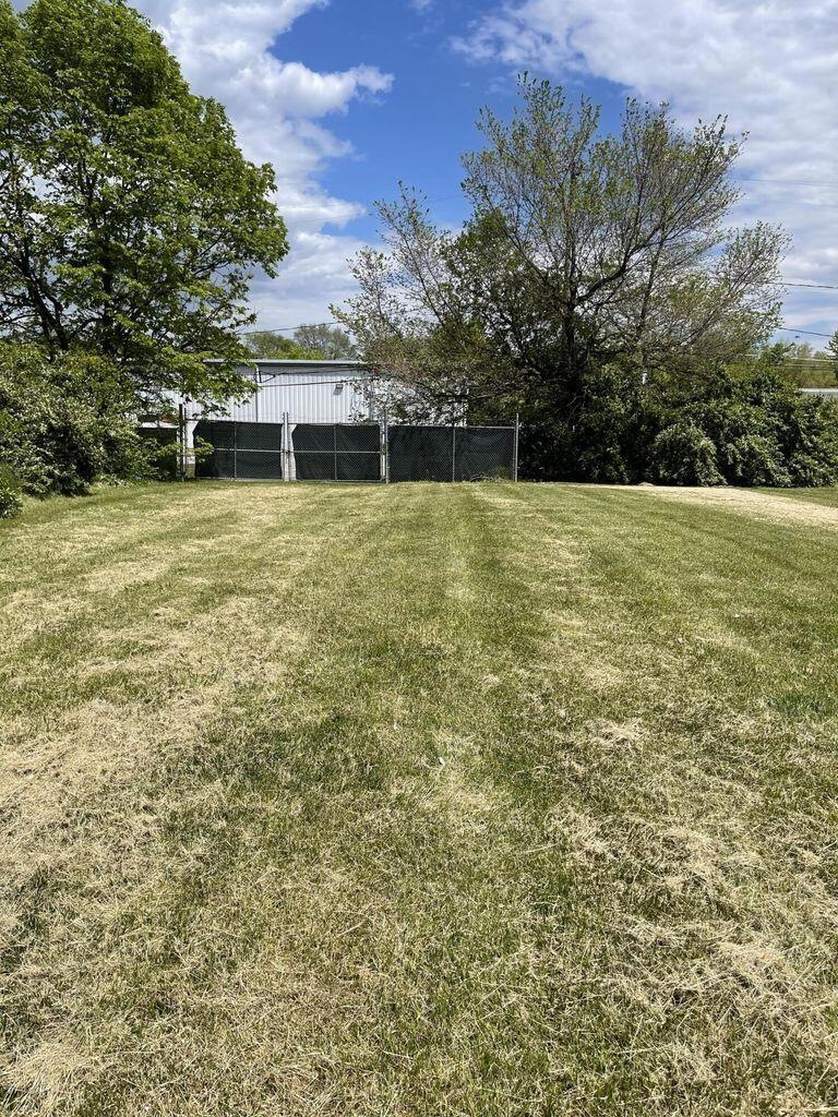 592 rhoads