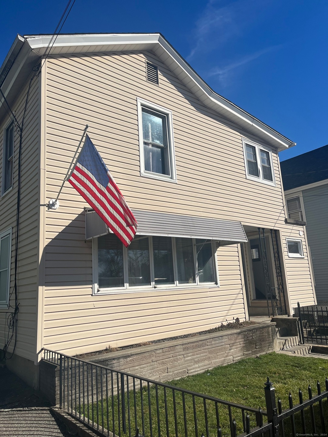 38 Orange St, Waterbury, CT 06704 - photo 1