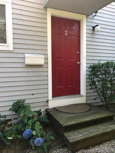 Welcome to 18 Propsect Street, Unit D2