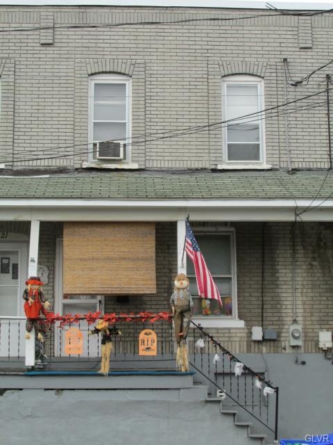 423 Maple St, Bethlehem, PA 18018 - photo 1