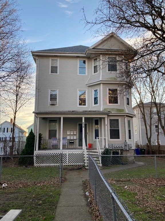 672 2nd St unit 3R, Fall River, MA 02721 - photo 1