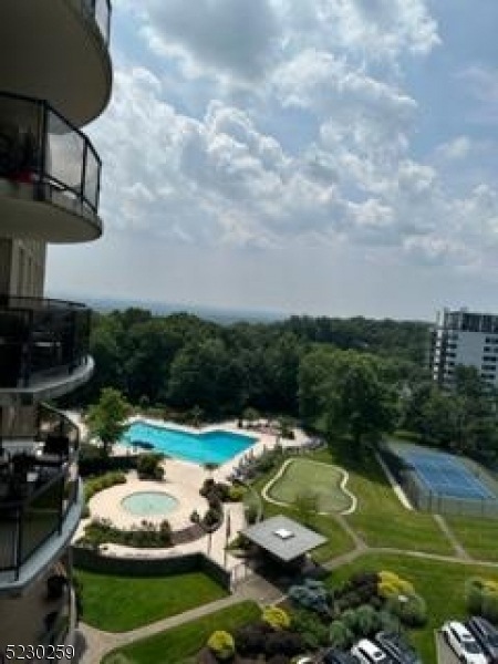 2 Claridge Dr unit 10IE, Verona, NJ 07044 - photo 1