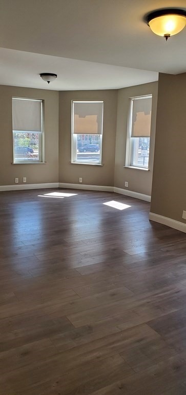 1862 Beacon St unit 3, Boston, MA 02135 - photo 1