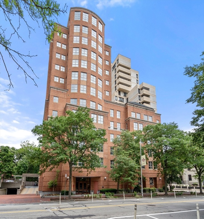 931 Massachusetts Ave unit 503, Cambridge, MA 02139 - photo 1