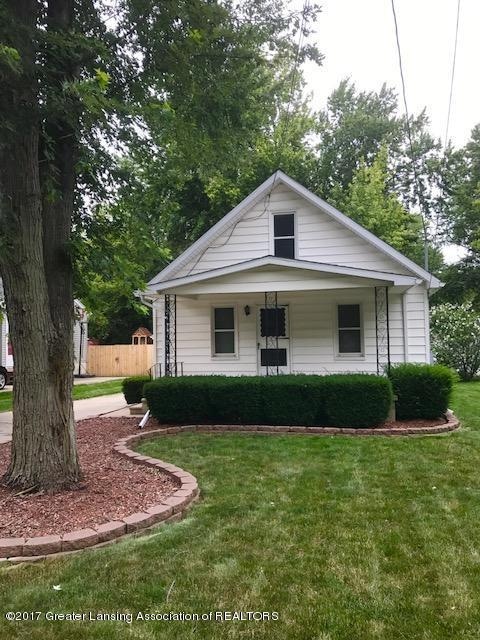 6134 Rosedale Rd, Lansing, MI 48911 - photo 1