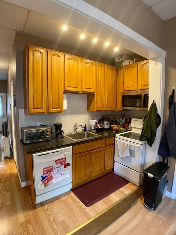 267 Highland Ave unit 1, Somerville, MA 02143 - photo 1