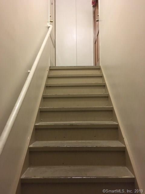 363 Granfield Ave unit 6C, Bridgeport, CT 06610 - photo 1