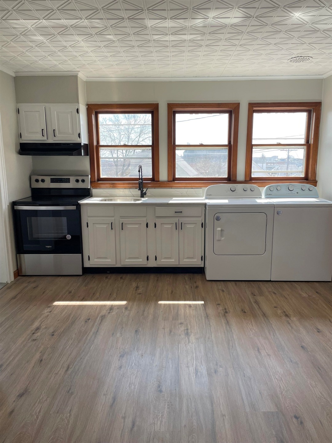 95 Chandler St unit 97, Nashua, NH 03064 - photo 1