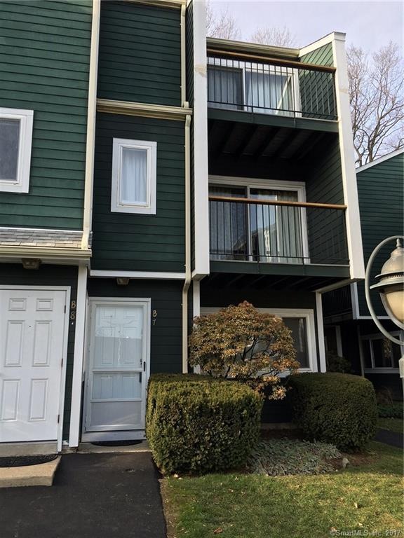 22 Dr Martin Luther King jr Dr unit B7, Norwalk, CT 06854 - photo 1