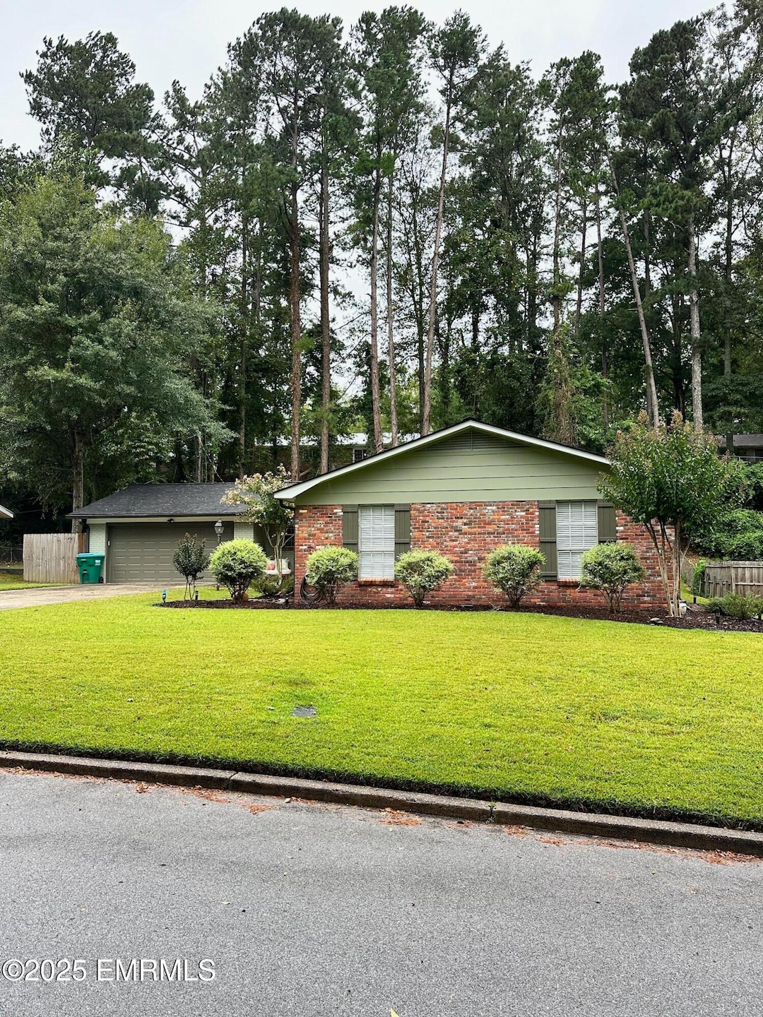 1815 Apache Ridge Rd, Meridian, MS 39305 - photo 1