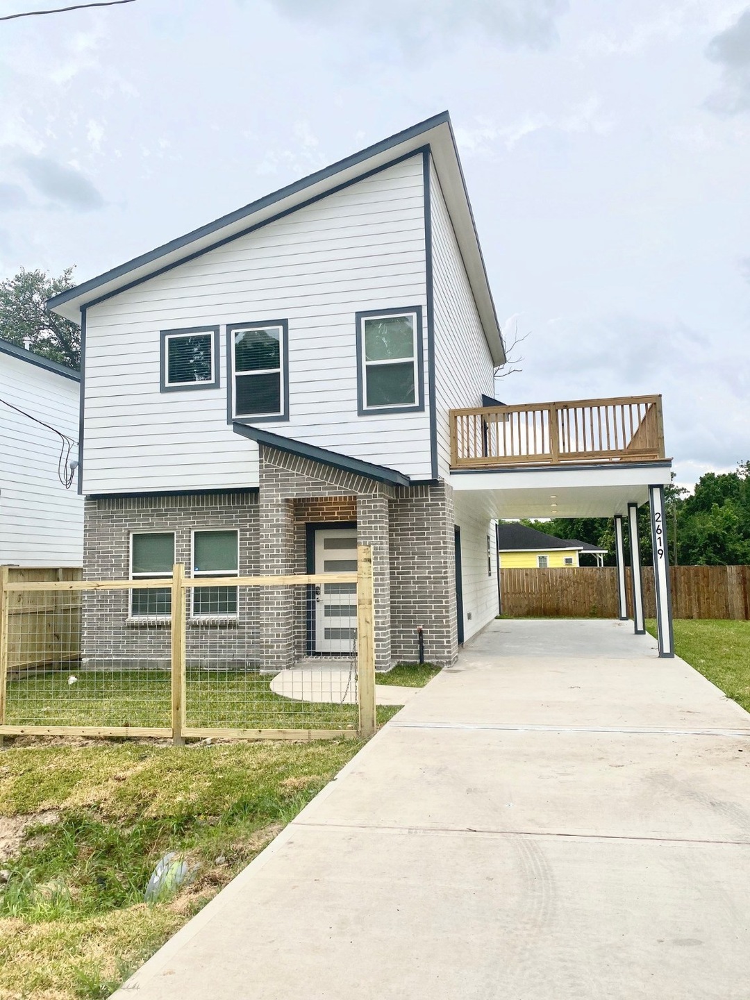 2615 Red Rock Ave, Houston, TX 77088 - photo 1