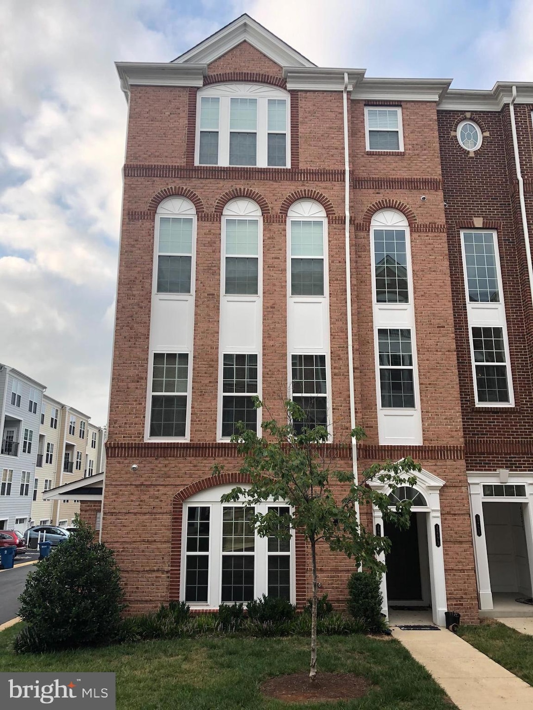 For Rent $2,800/month • Co-Listing Agent