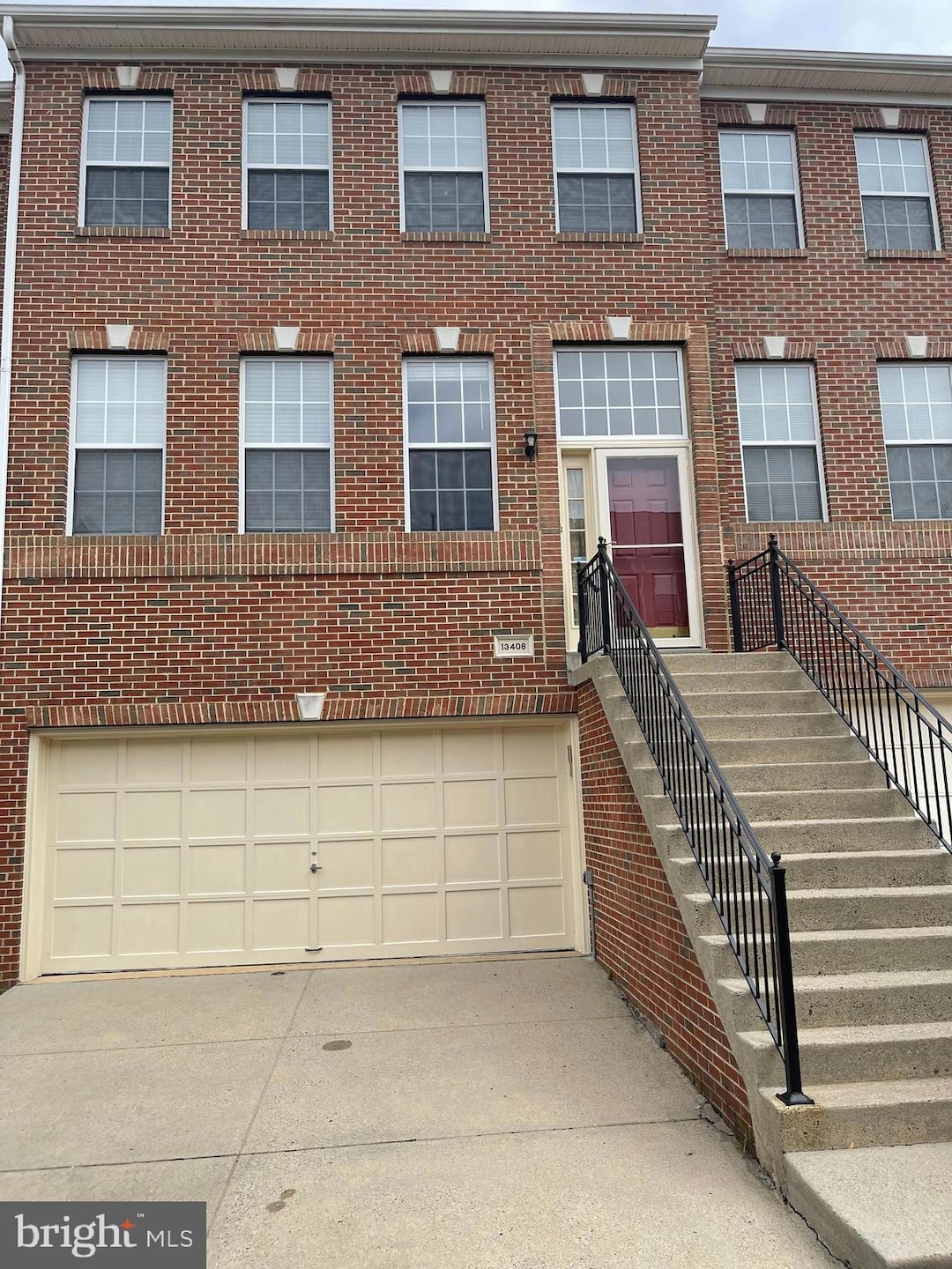 13406 Sir Ramsay Way, Herndon, VA 20171 - photo 1