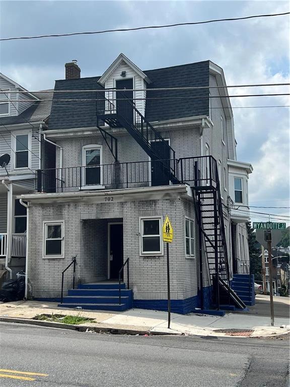 702 Wyandotte St unit 5, Bethlehem, PA 18015 - photo 1