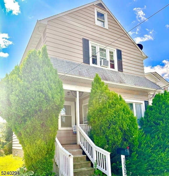 1505 Hiawatha Ave, Hillside, NJ 07205 - photo 1