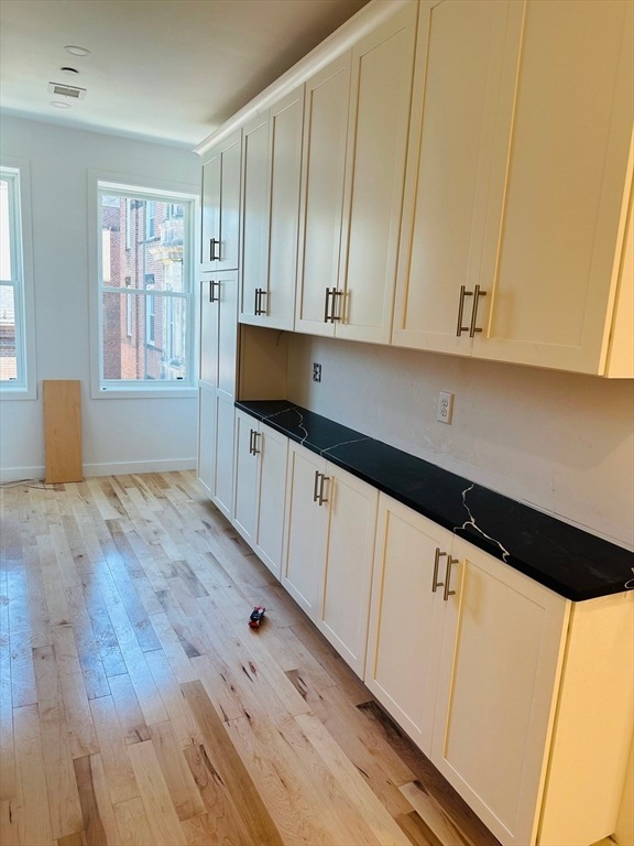 23 Clark St unit 4, Boston, MA 02109 - photo 1